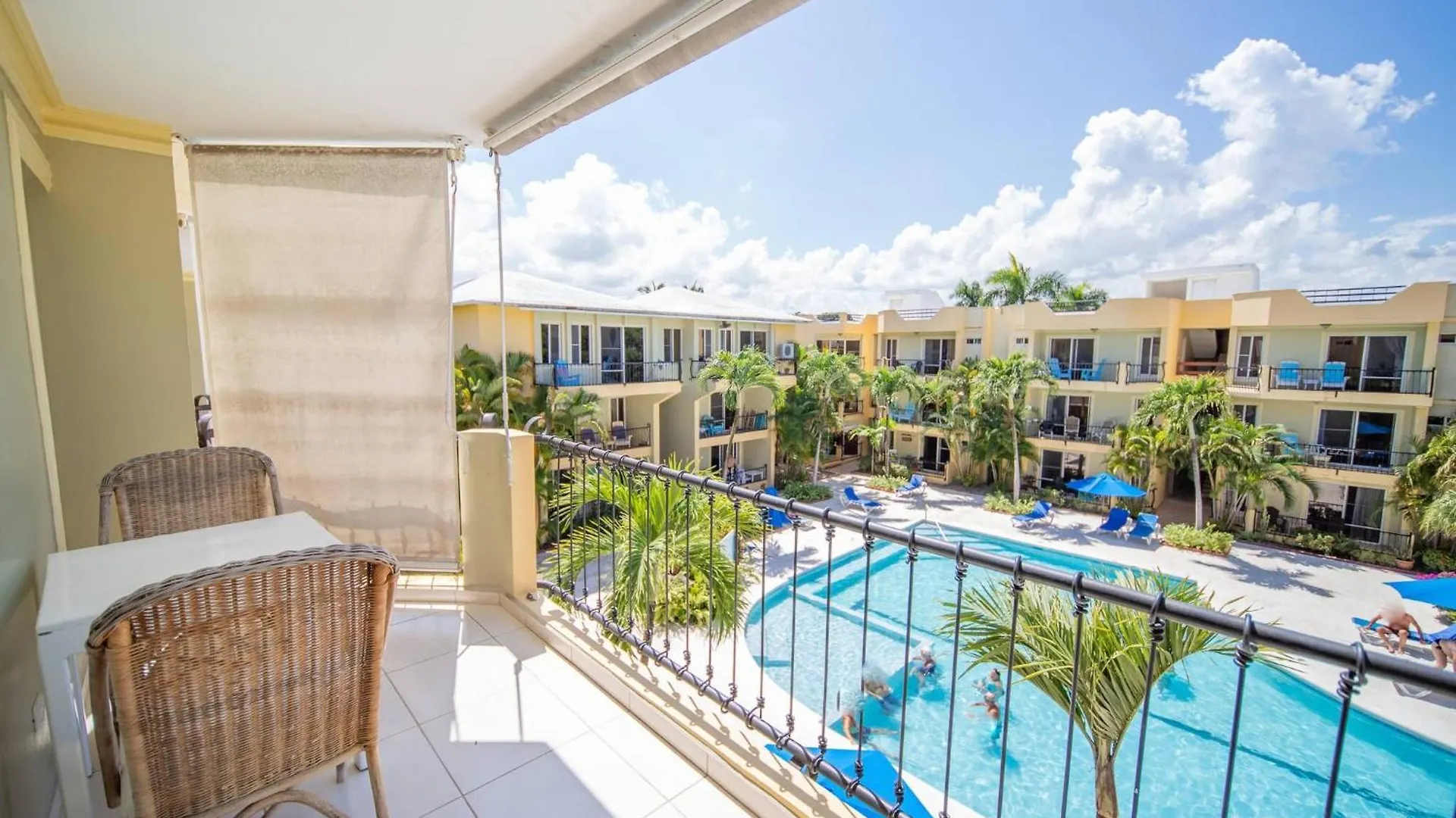 Garden Condos Apt 30 - Lovely 1Br Condo W Pool location